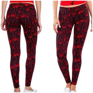 TIPSY ELVES DEVIL FLAME LEGGINGS SzM NWT